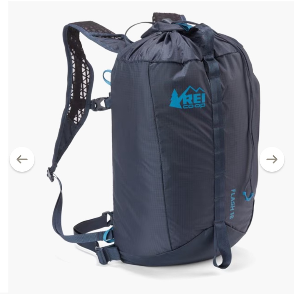 REI Co-op Flash 18 Back Pack Gray|Hike light weight hydration